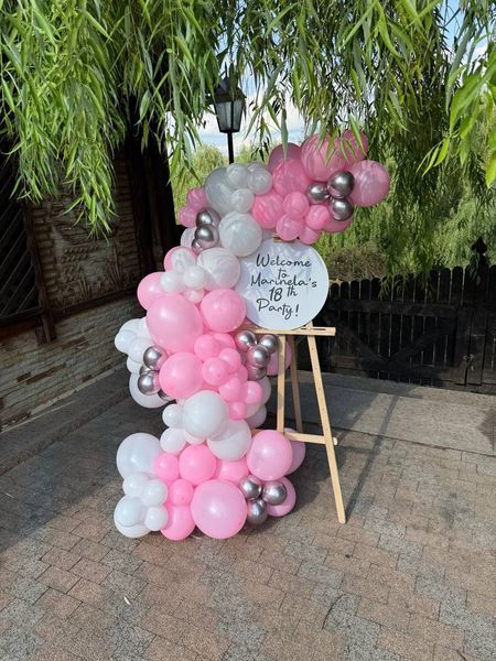 D2107 496984658484616 foto